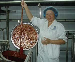 Производство кетчупа Unilever