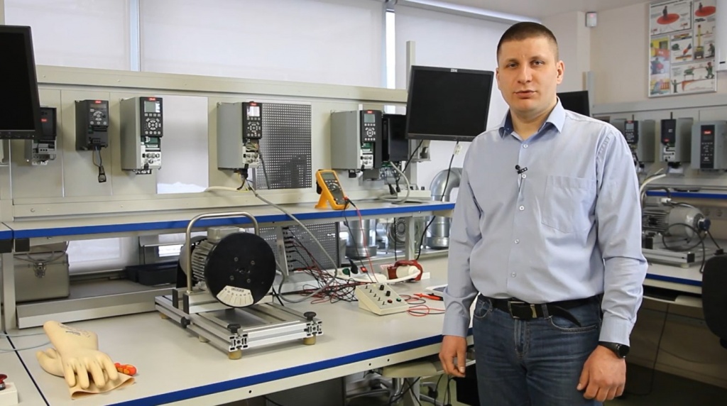 Работа защиты преобразователя частоты при коротком замыкании Работа защиты преобразователя частоты при коротком замыкании